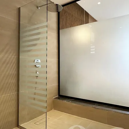 Kease Arid H-3 Lusso Najd Balcony Gx77 Apartment Riyadh Exterior photo